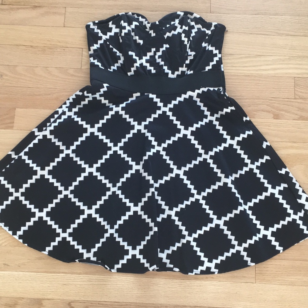 Bebe dress